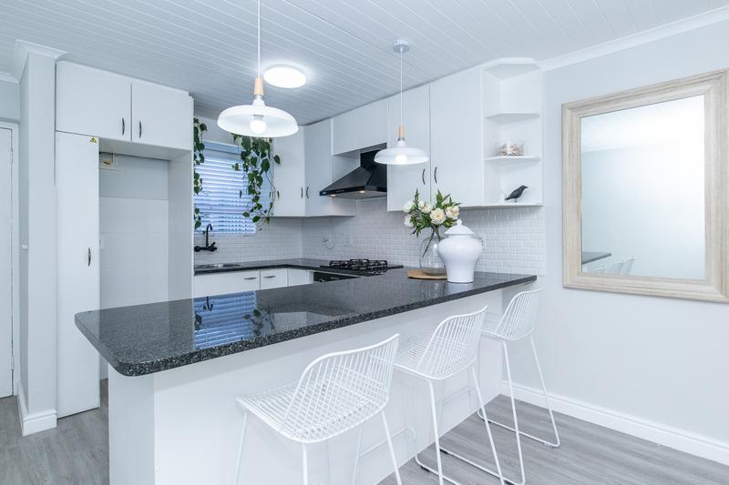 To Let 2 Bedroom Property for Rent in Plumstead Western Cape